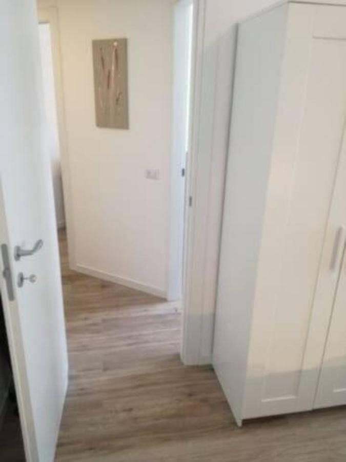 Bilocale Piazza Insubria - Ciffa Apartman Milánó Kültér fotó